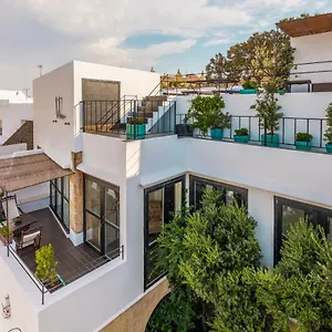 https://hotel-v.es-andalucia.com